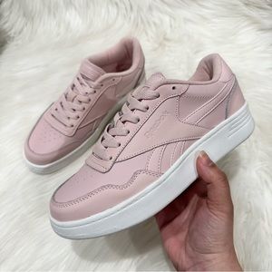 Reebok Women's Pink Leather Sneakers
